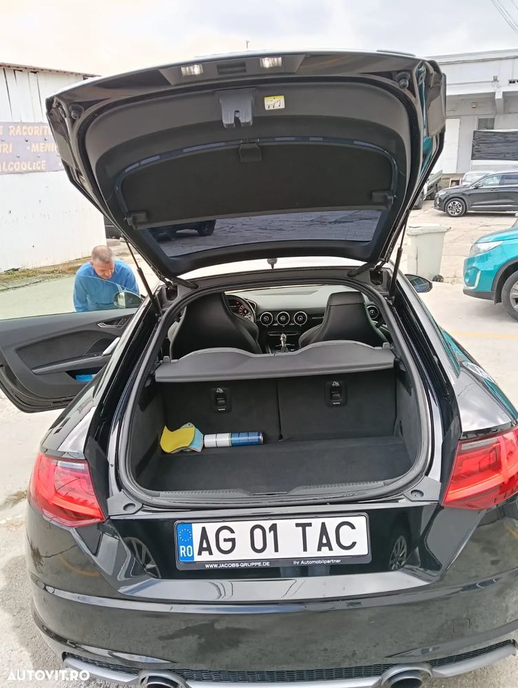 Audi TT S Coupe 2.0 TFSI Quattro S-tronic - 9