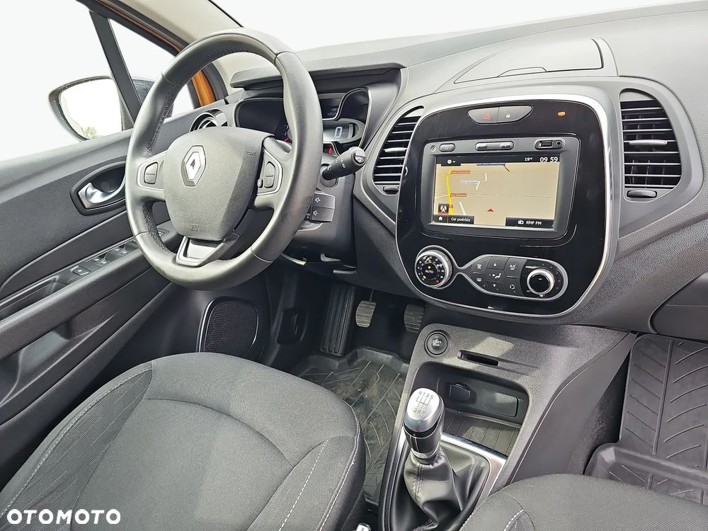 Renault Captur - 23