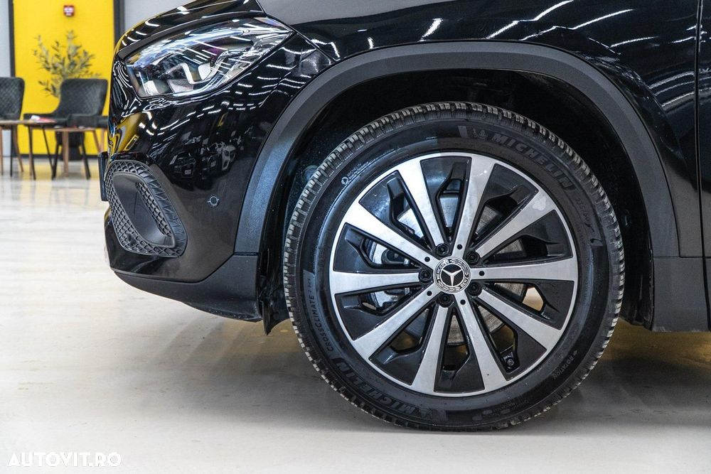 Mercedes-Benz GLA 250 e - 40