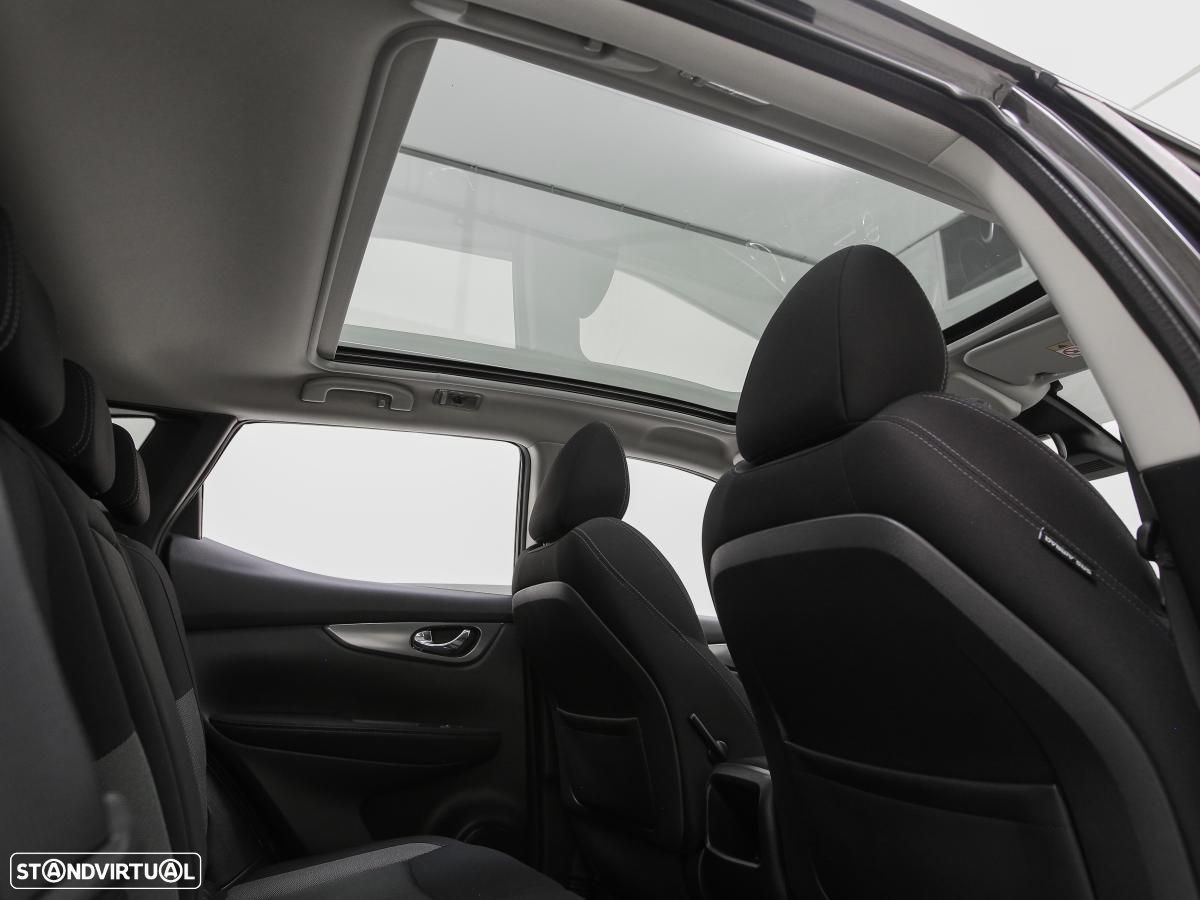 Nissan Qashqai 1.5 dCi N-Connecta - 12