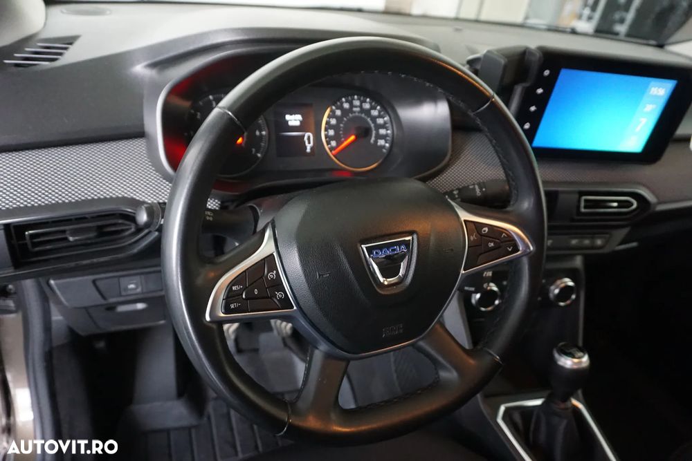 Dacia Logan TCe 90 MT6 Prestige - 17