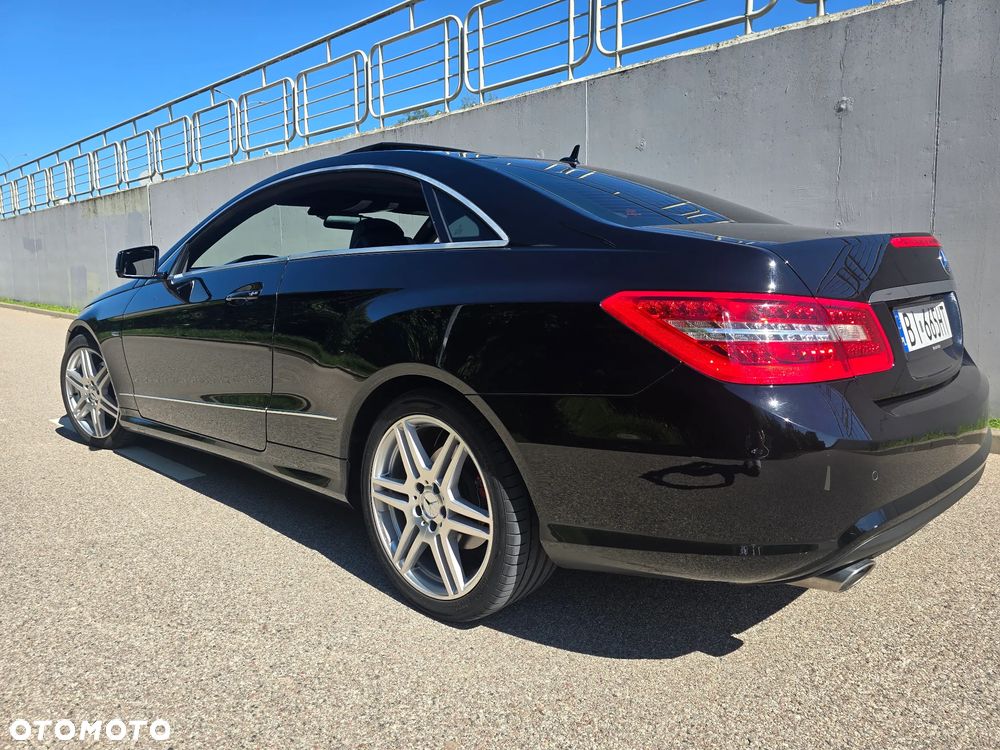 Mercedes-Benz Klasa E 220 CDI DPF BlueEFFICIENCY Automatik Elegance - 19