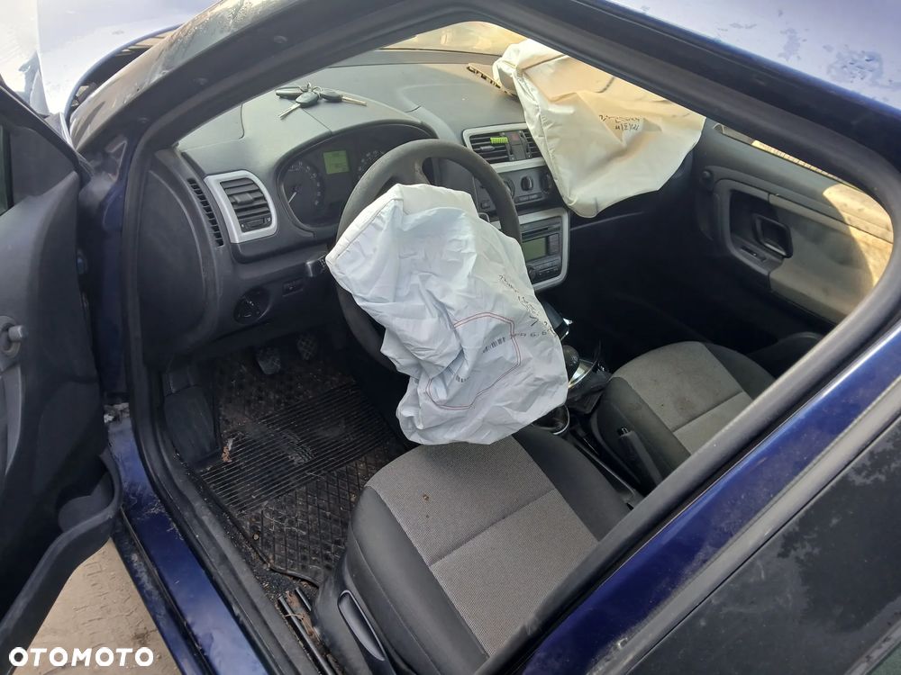 skoda fabia II LF5Q maska zderzak lampa grill błotnik drzwi zbiornik paliwa szyba lusterko klamka - 4