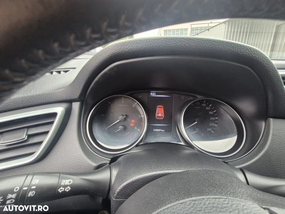 Nissan Qashqai+2 - 11
