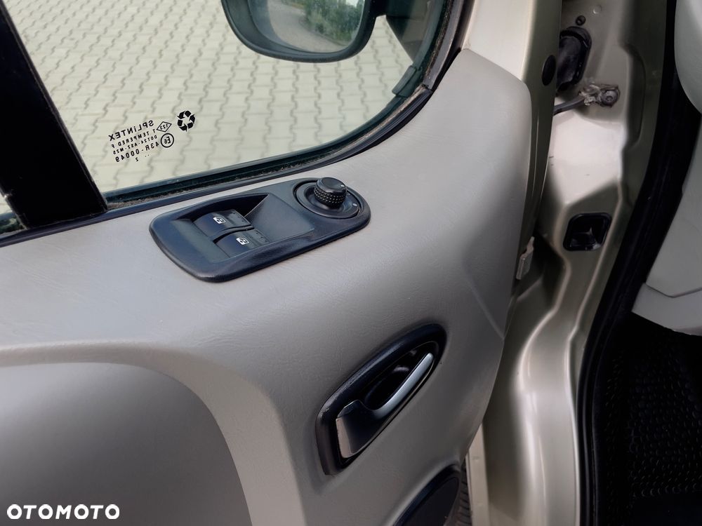 Renault Trafic Passenger Pack Clim - 28