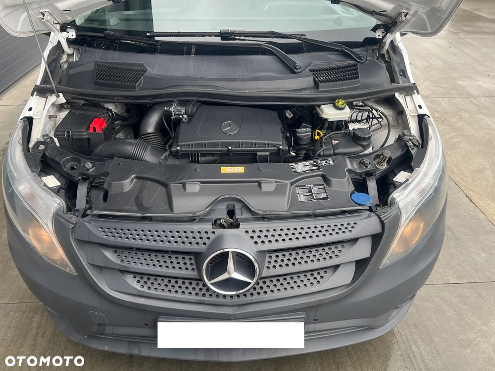 Mercedes-Benz VITO - 16