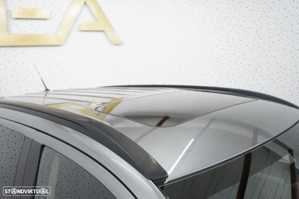 Mitsubishi Outlander 2.0 4WD Plus - 13