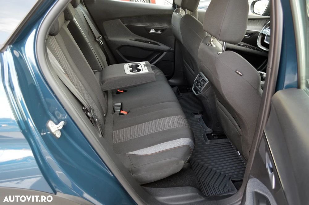 Peugeot 3008 BlueHDi 130 Stop & Start EAT8 Active Business-Paket - 14