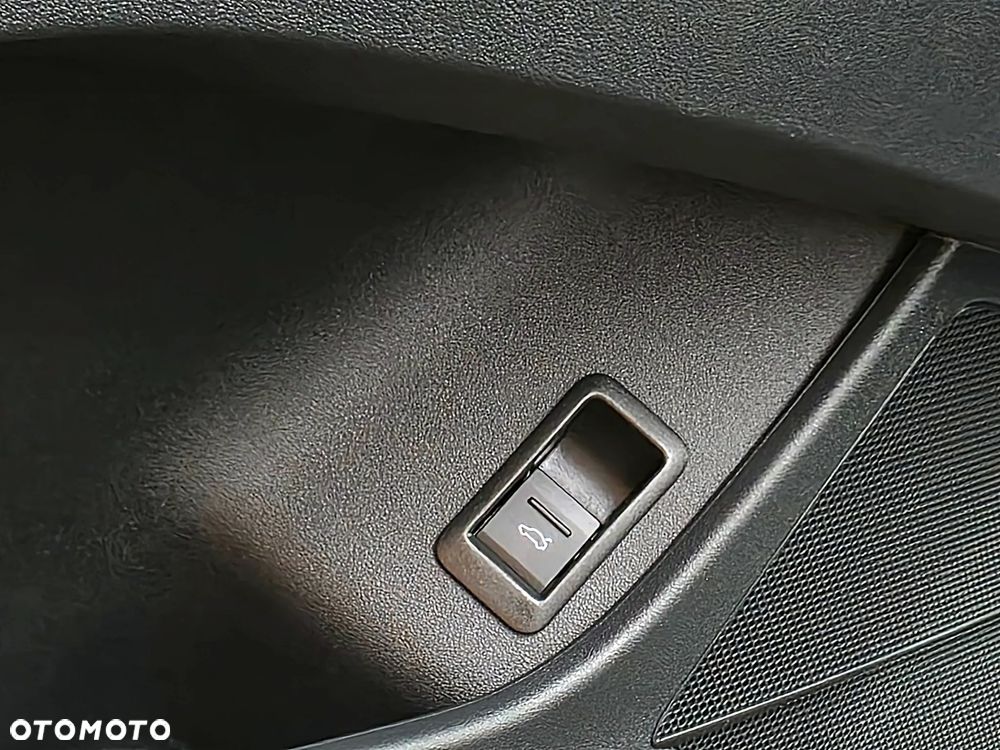 Audi Q4 Sportback e-tron 35 - 25