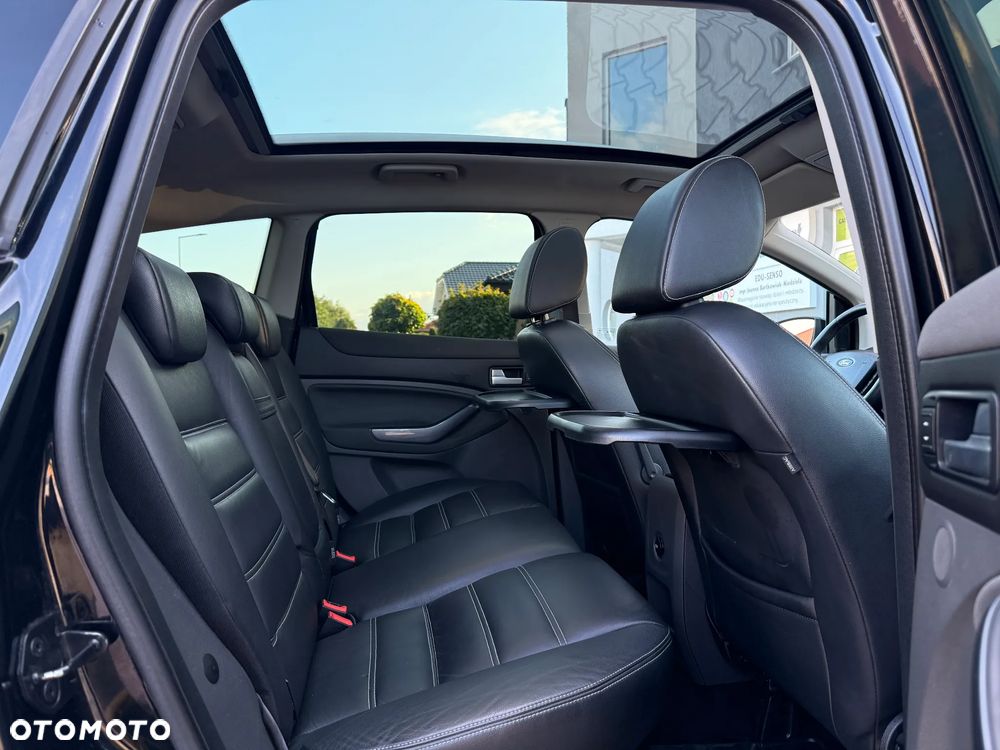 Ford Kuga - 8