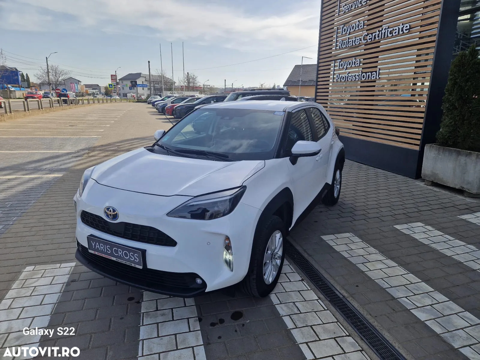 Toyota Yaris Cross 1.5 VVT-i HSD 4x2 Active - 3