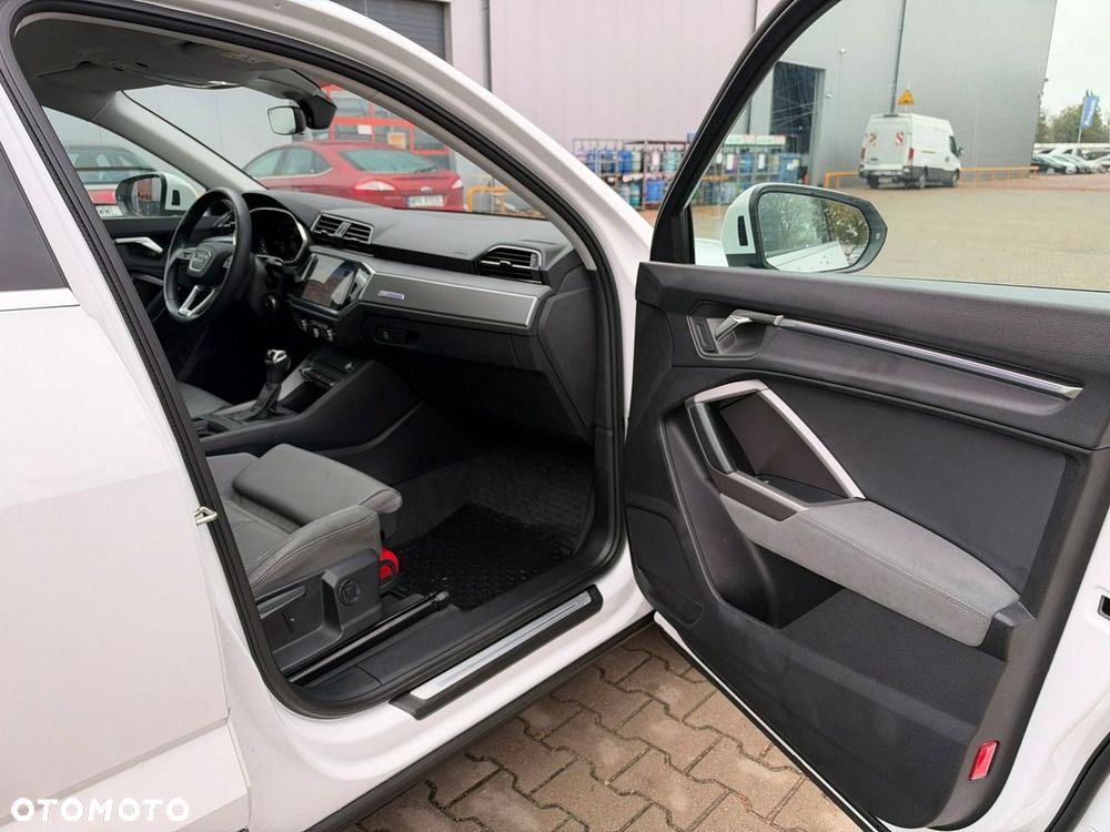 Audi Q3 Sportback 35 TFSI S tronic - 19