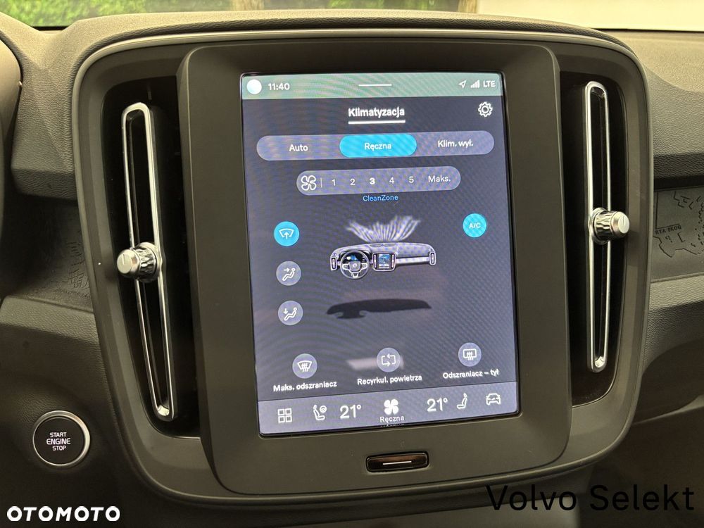 Volvo XC 40 - 25