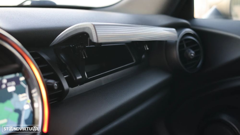 MINI 3 Portas One - 24