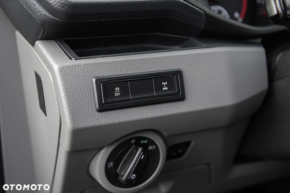 Volkswagen Transporter 6.1 - 13