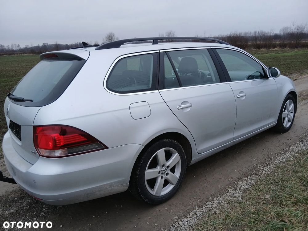 Volkswagen Golf 1.6 TDI BMT Comfortline - 2