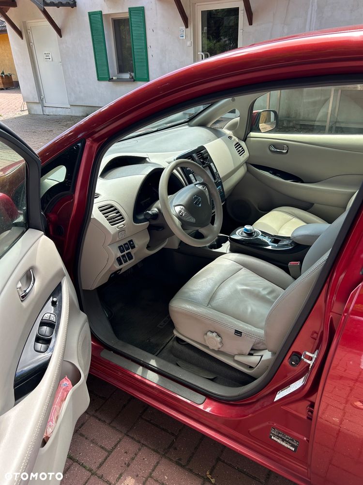 Nissan Leaf 30 kWh (mit Batterie) Tekna - 5