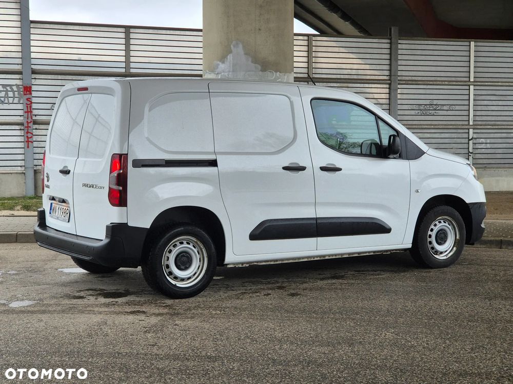 Toyota Proace City - 18