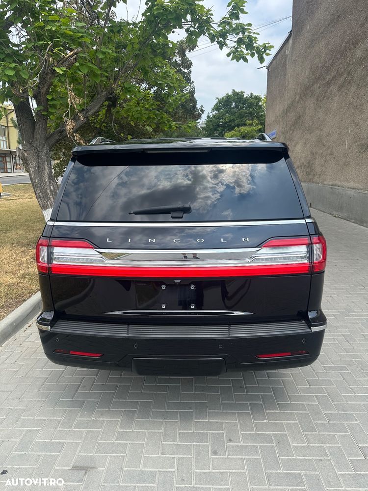Lincoln Navigator - 10