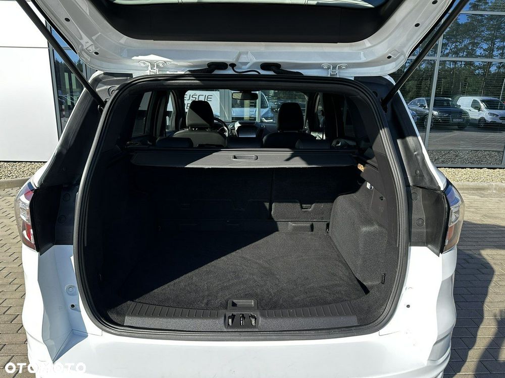 Ford Kuga 1.5 EcoBoost 2x4 ST-Line - 32