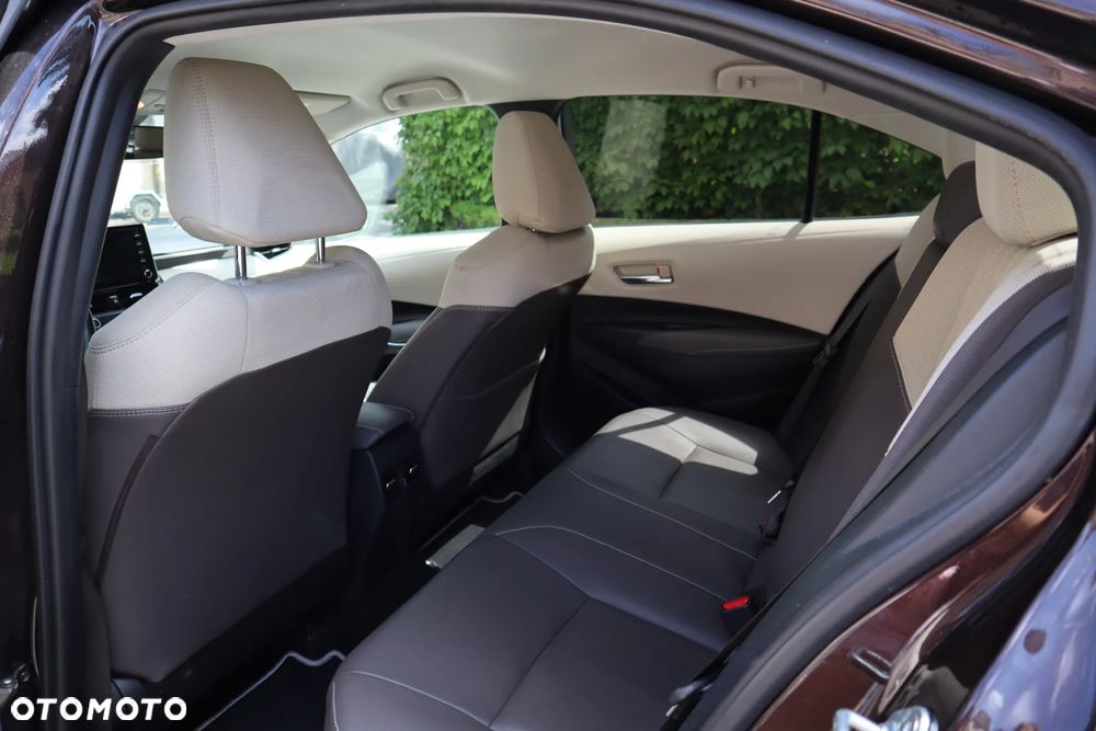 Toyota Corolla 1.8 Hybrid Executive - 7