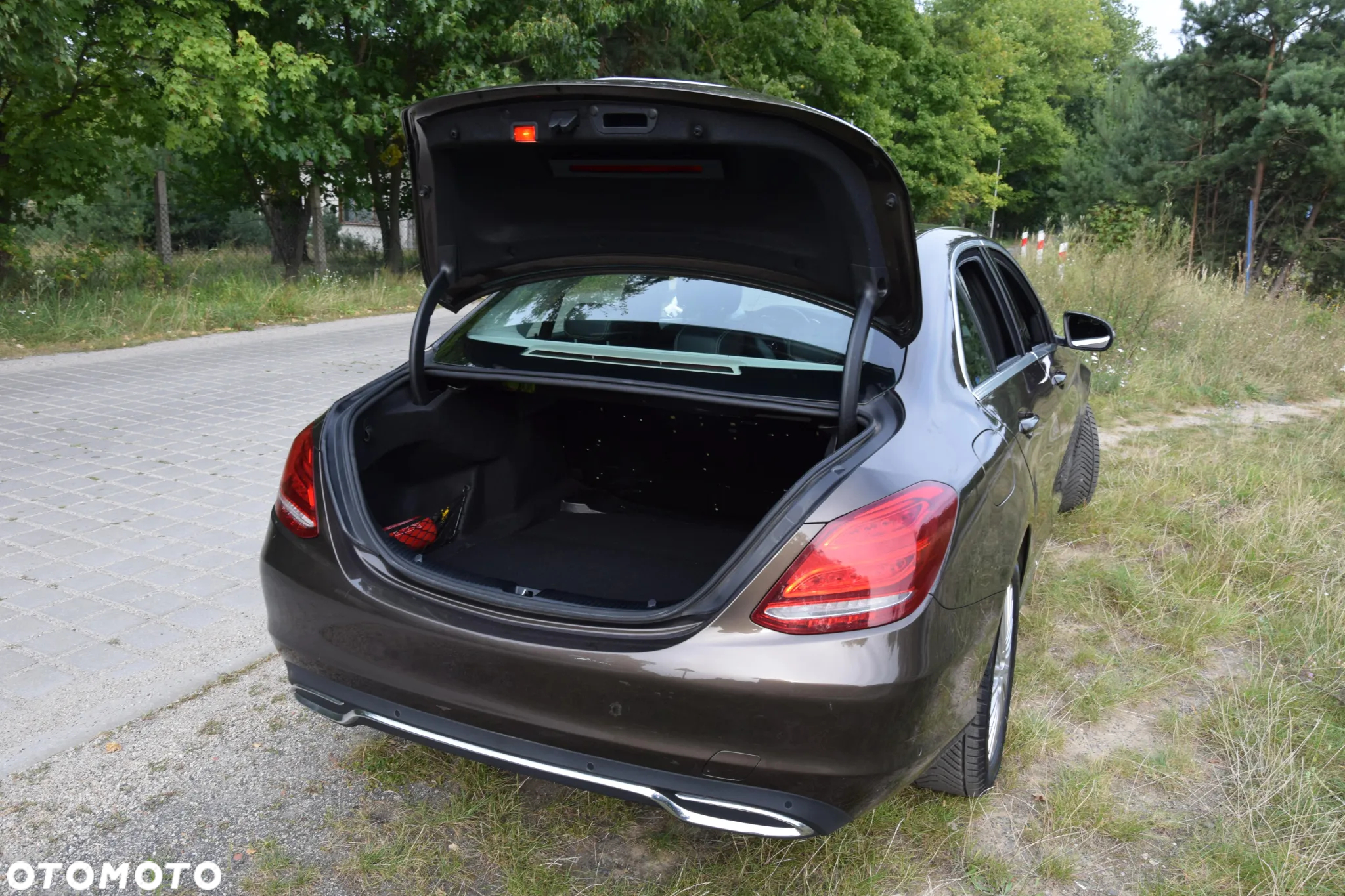 Mercedes-Benz Klasa C 200 9G-TRONIC - 32