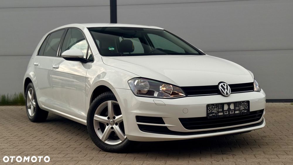 Volkswagen Golf 1.6 TDI BlueMotion Comfortline - 2