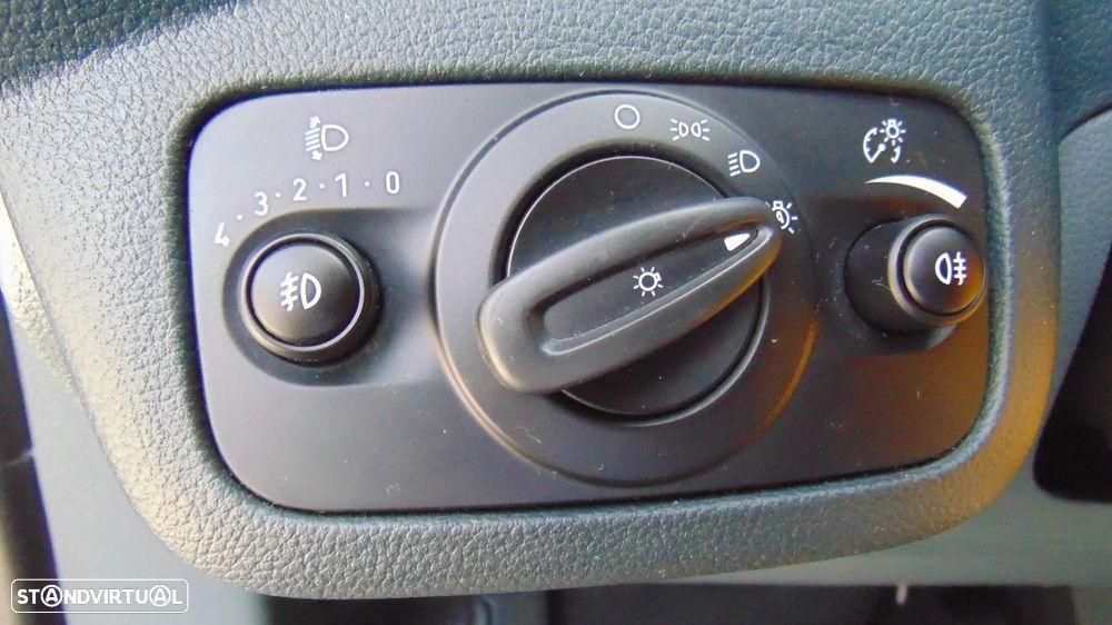 Ford C-Max 1.5 TDCi Titanium PS.S/S - 16