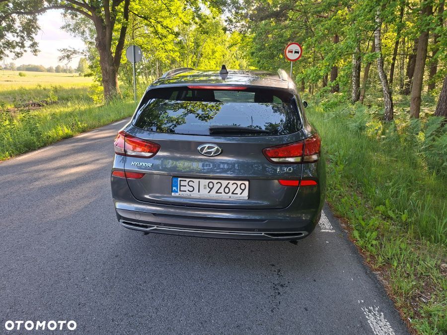 Hyundai i30 1.5 DPI Comfort - 3