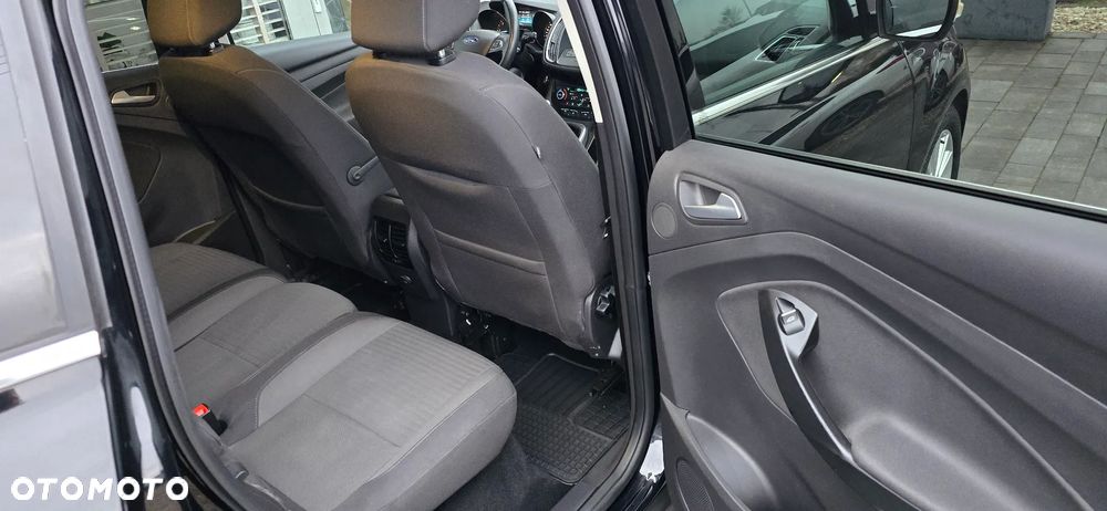 Ford C-MAX 1.5 TDCi Start-Stop-System Titanium - 24