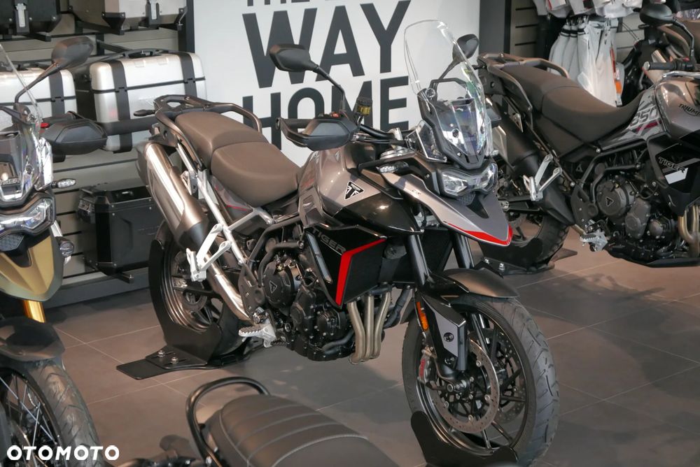 Triumph Tiger - 2