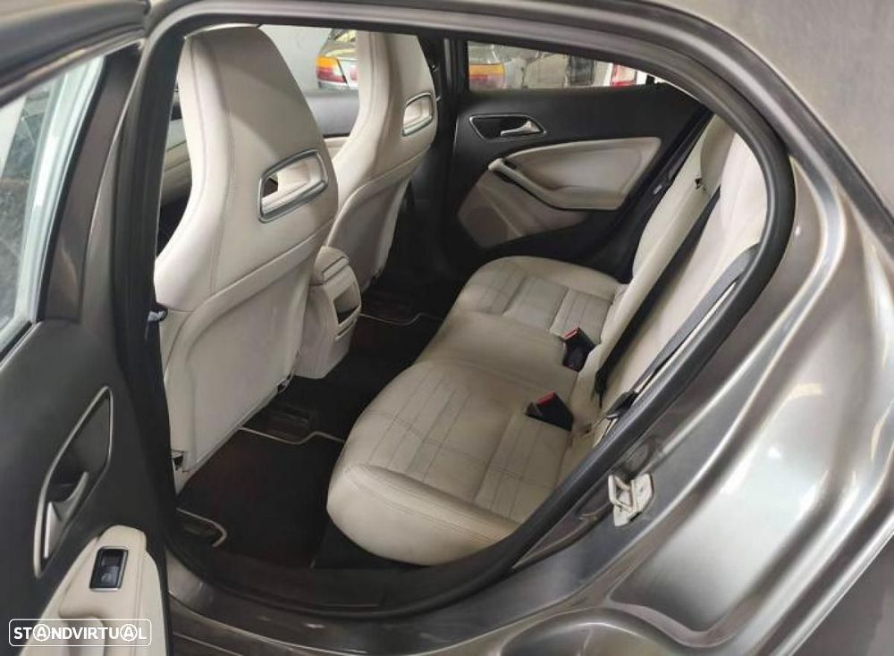 Mercedes-Benz GLA 200 - 5