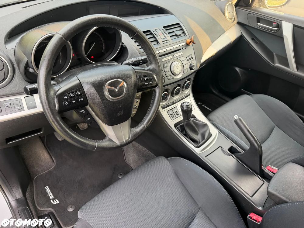 Mazda 3 1.6 Active - 18