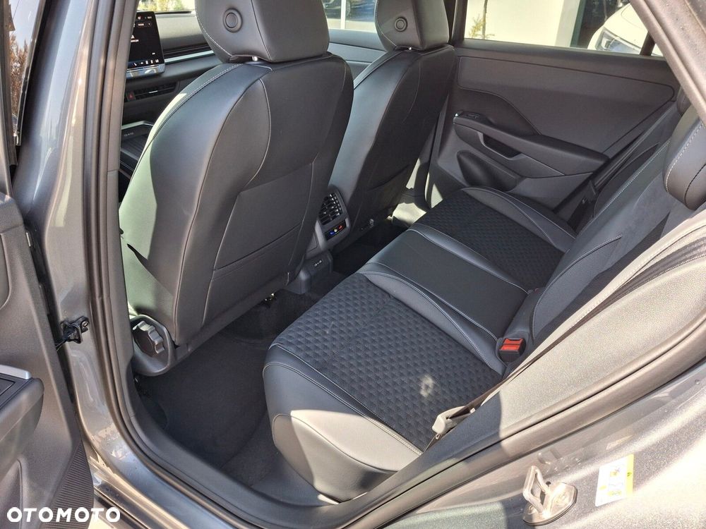Volkswagen T-Roc 1.5 eTSI R-Line DSG - 15
