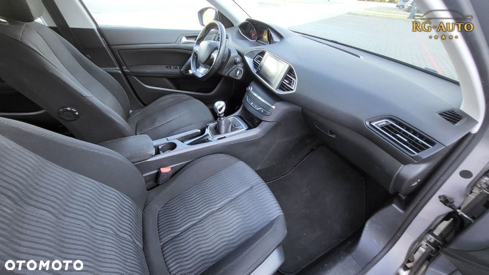 Peugeot 308 - 12