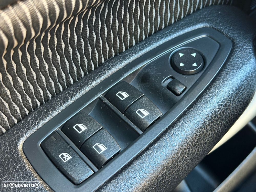 BMW 116 d EfficientDynamics - 34