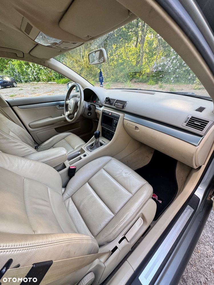 Audi A4 Avant 2.0 TDI - 11