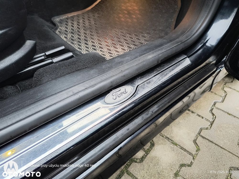 Ford S-Max 2.0 TDCi DPF Titanium - 35