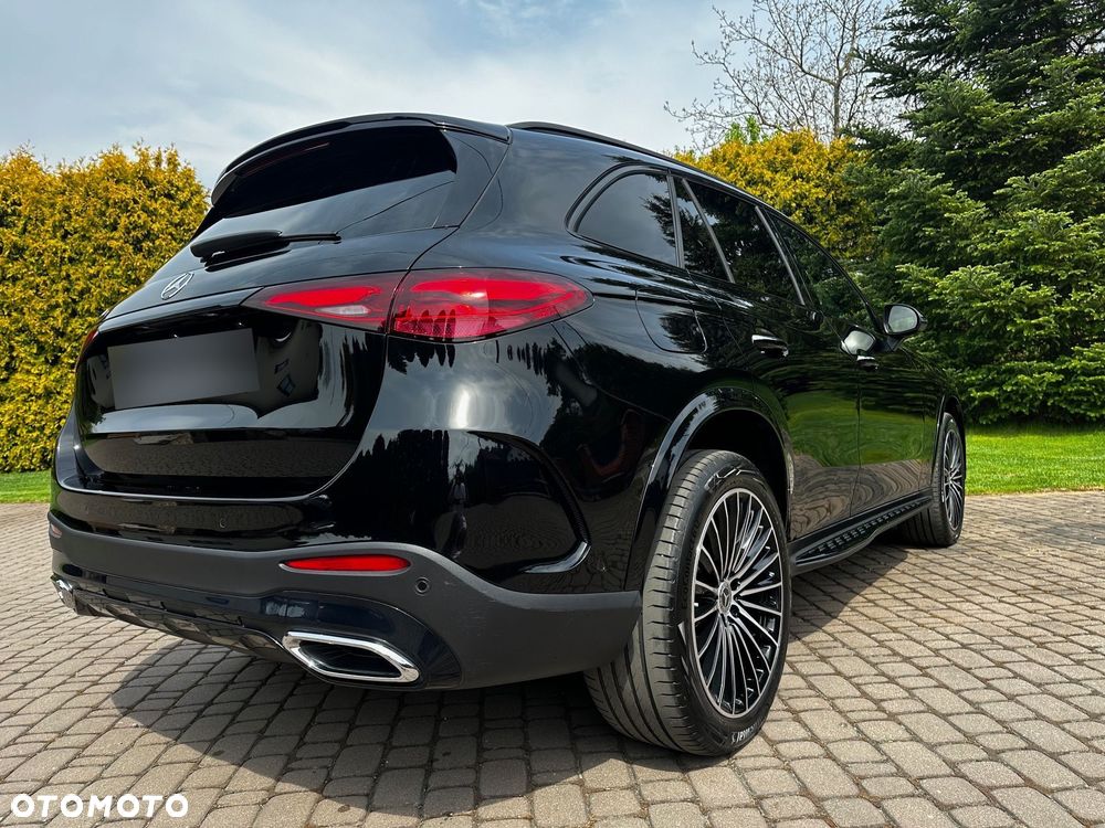 Mercedes-Benz GLC - 12
