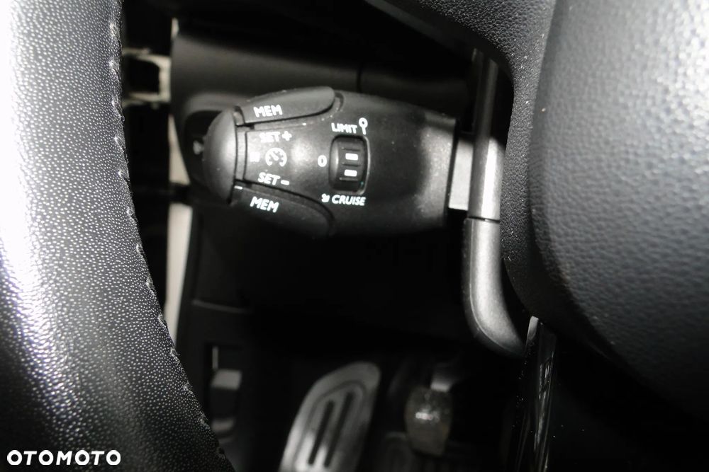 Citroën C3 1.6 BlueHDi Feel S&S - 16