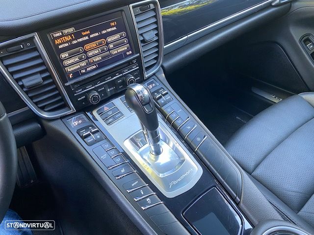 Porsche Panamera 3.0 V6 - 13