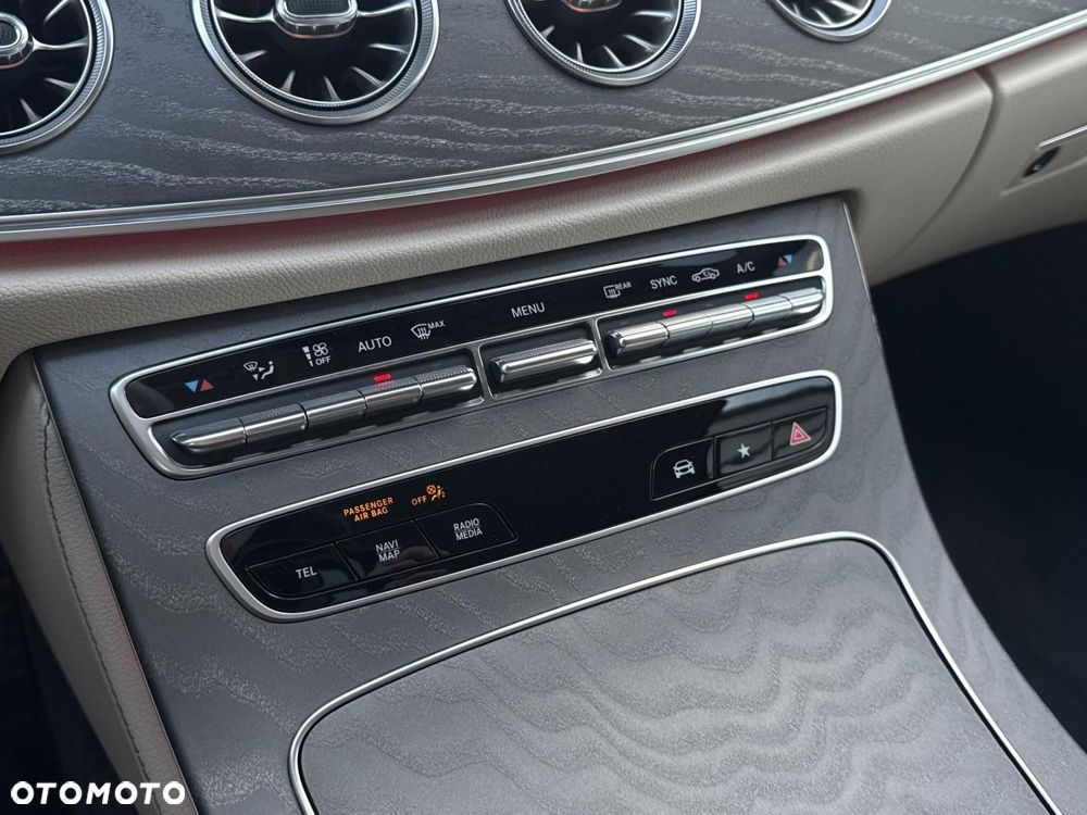 Mercedes-Benz CLS - 27