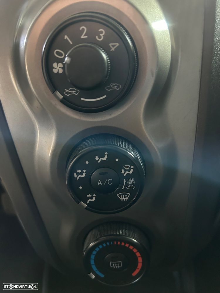 Toyota Yaris 1.0 VVT-i Cool Edition - 12