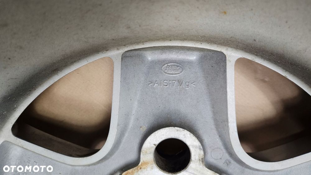 felga aluminiowa 7jx16 et33 opona 235/85r16c land rover defender 2011 rok - 15