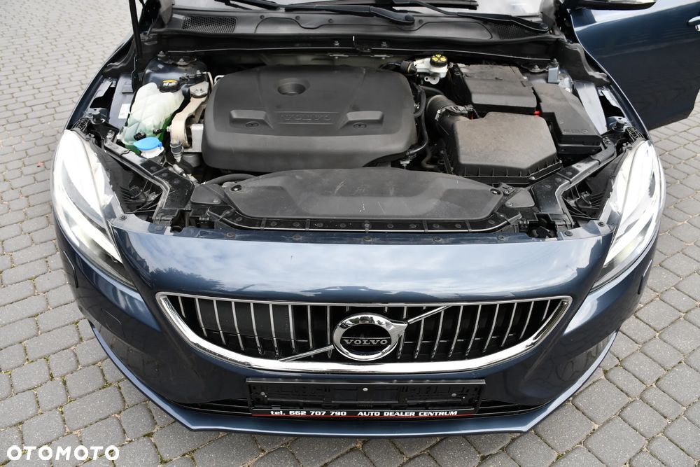Volvo V40 T4 Inscription - 40