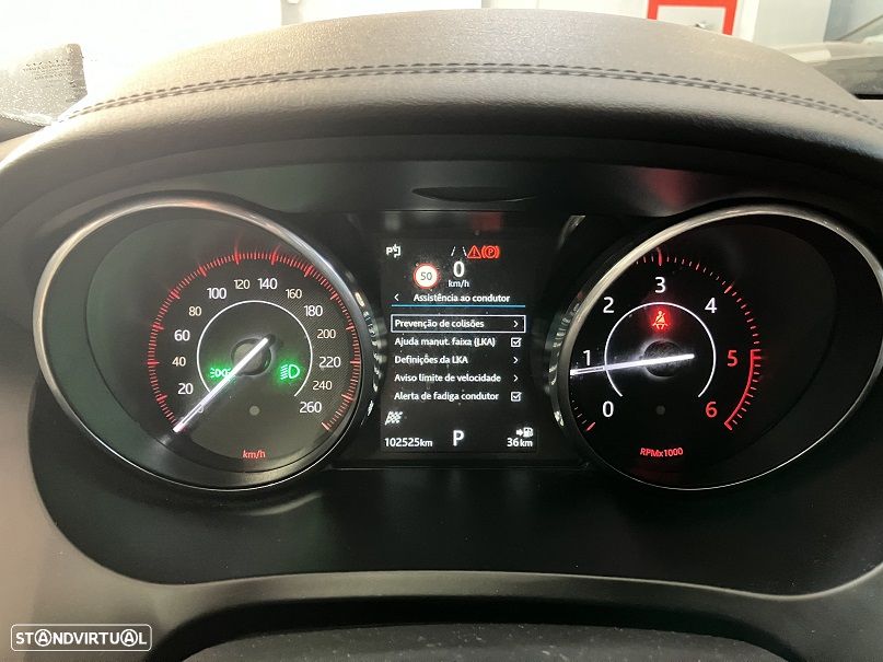 Jaguar E-Pace 2.0 i4D R-Dynamic S AWD Aut. - 46