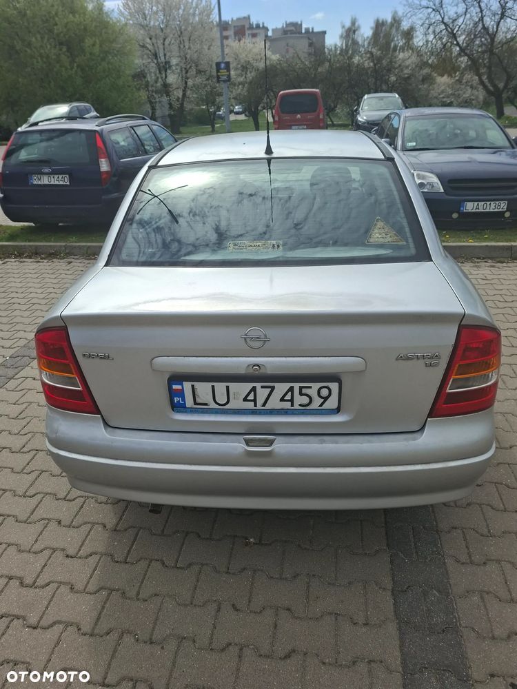 Opel Astra 1.6 Comfort / Cool - 4