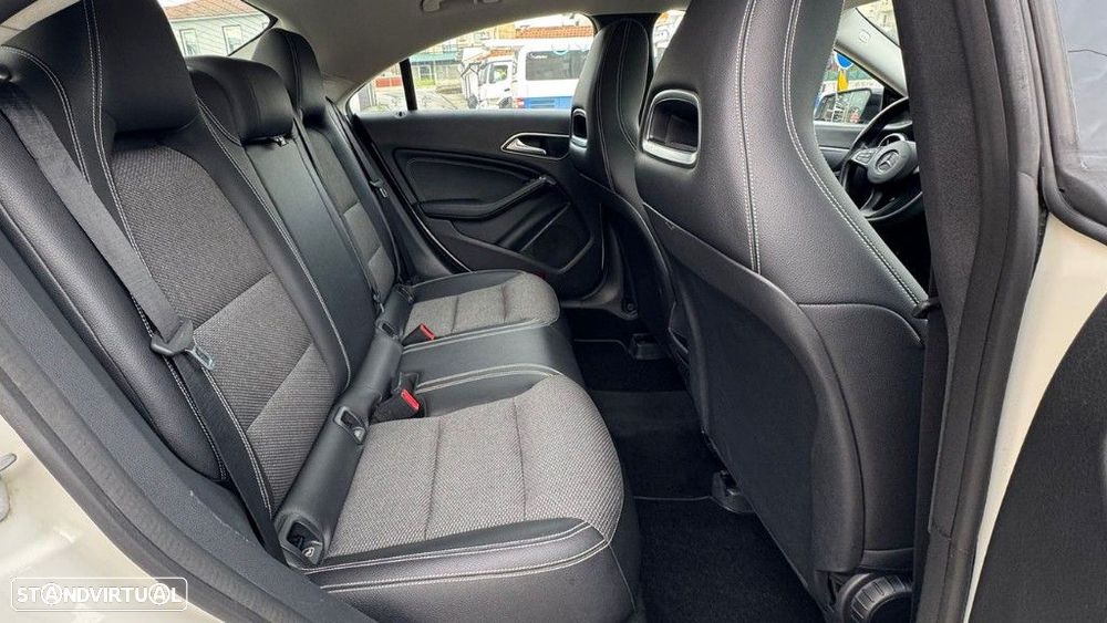 Mercedes-Benz CLA 180 - 22