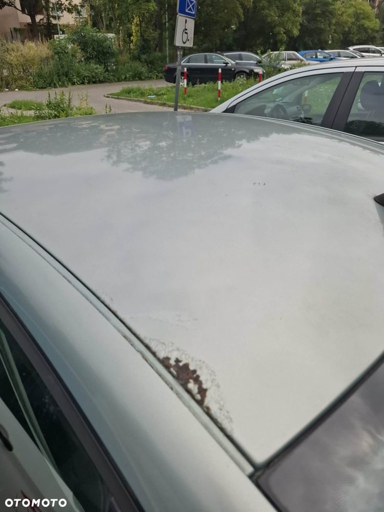 Volkswagen Passat 1.6 CL - 9