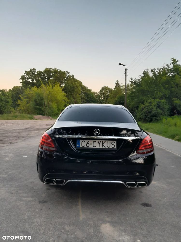 Mercedes-Benz Klasa C 300 7G-TRONIC AMG Line - 4